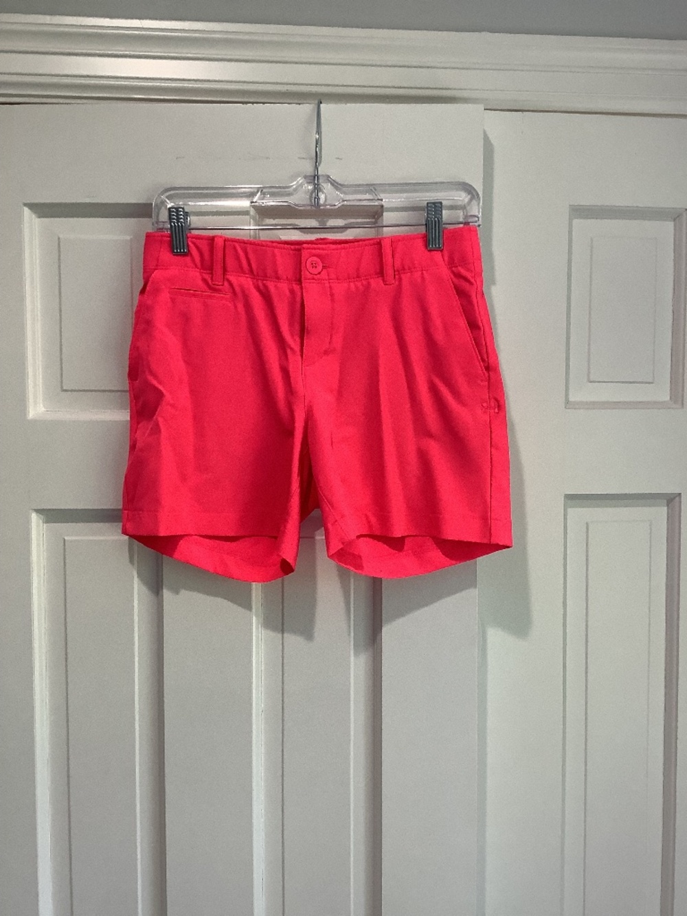 Under Armour Women’s Link 5” Golf Shorts, 2